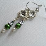 bloem en parel 4,6cm €7